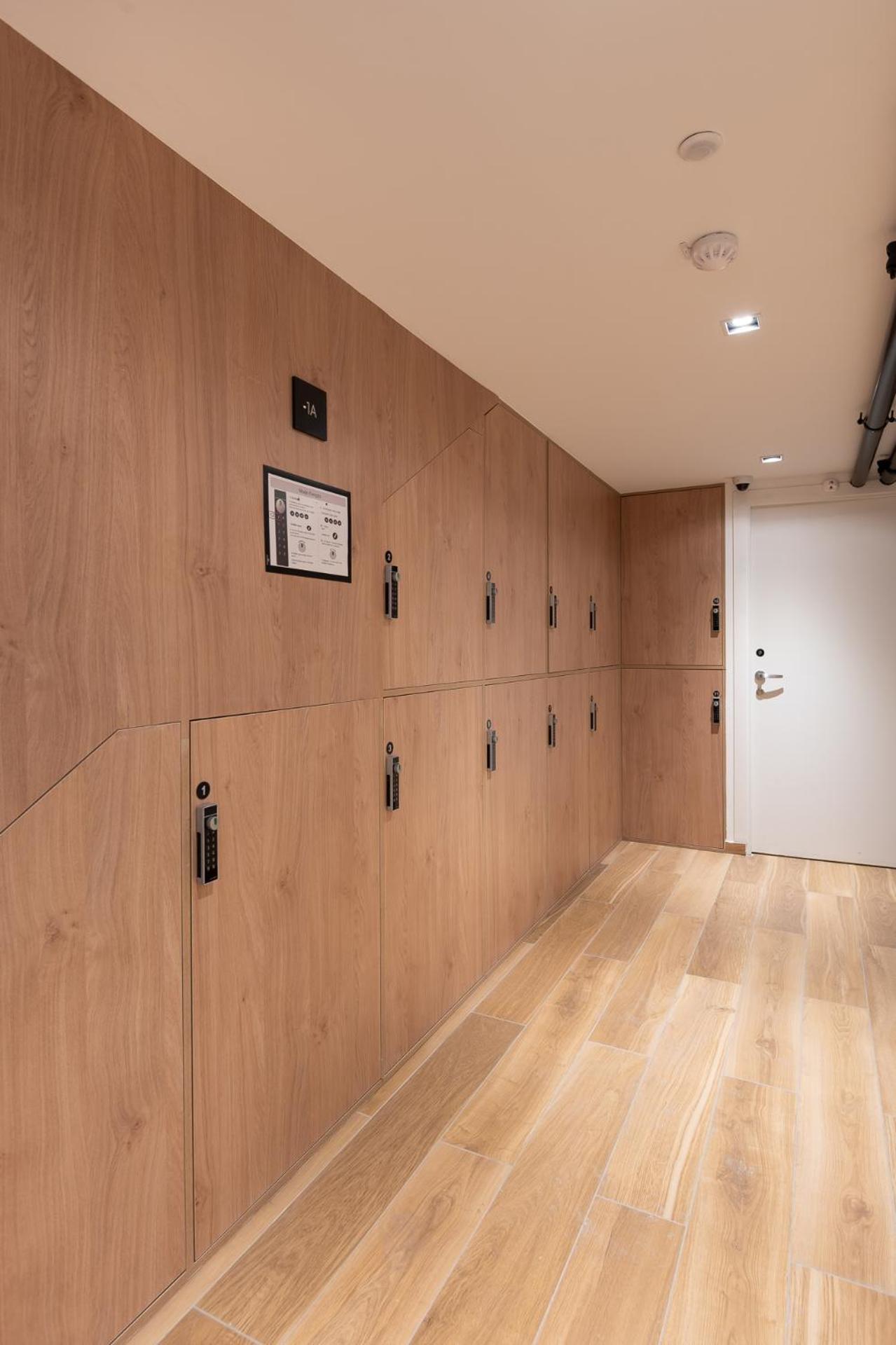 Les Suites Hcr Paris Exterior foto
